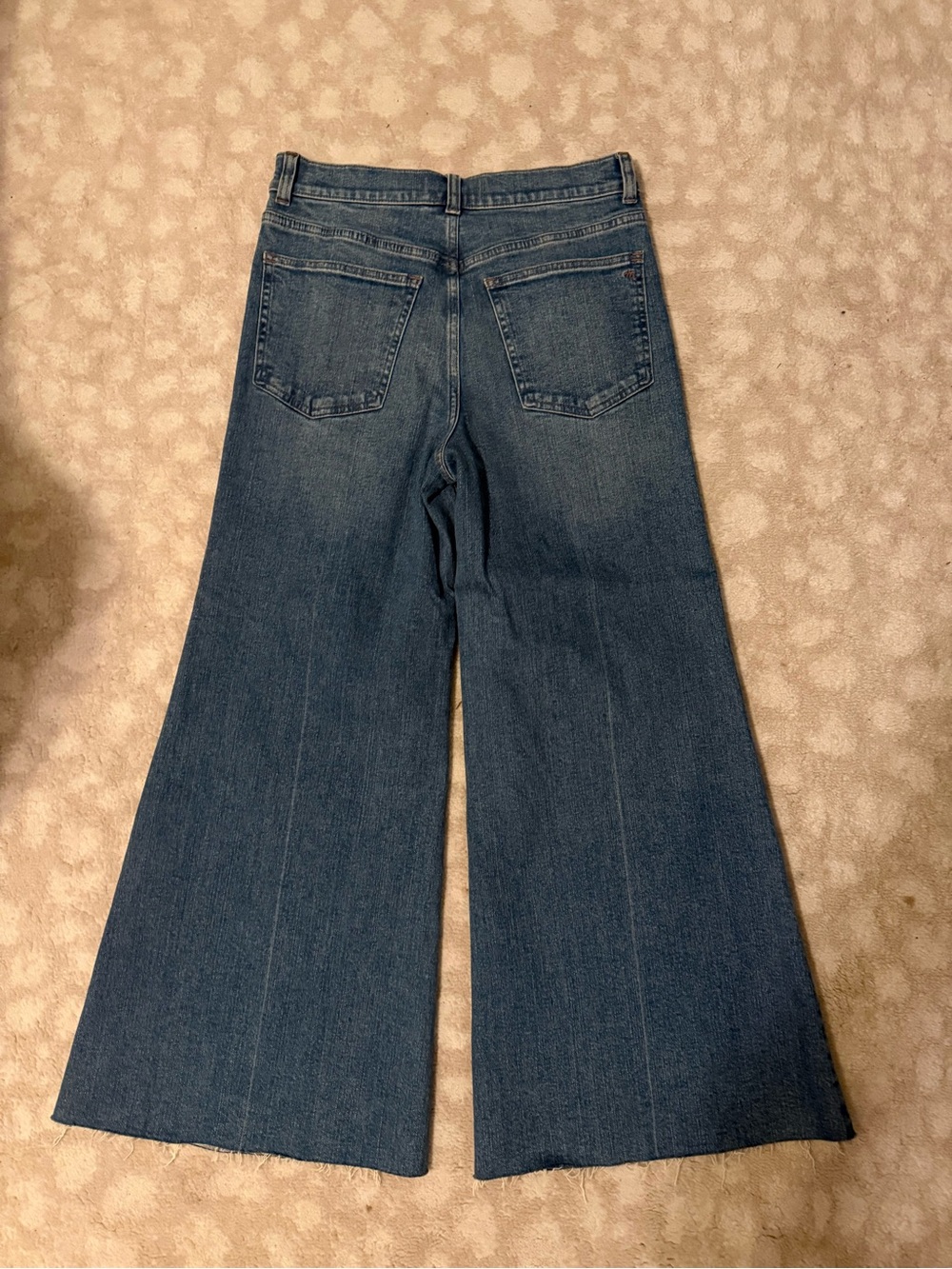 Madewell Flared Wide-Leg Jeans in Oneida Wash - Picture 6 of 8